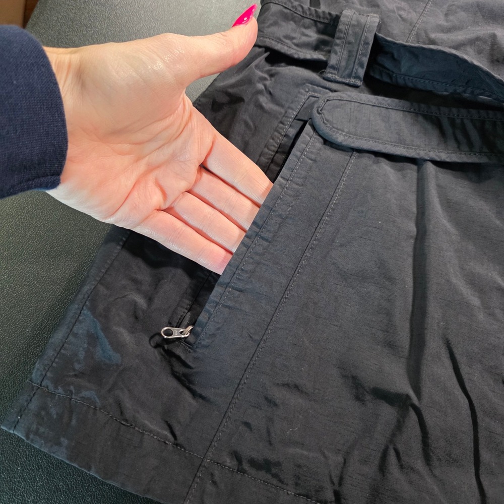 The North Face Womens HyVent Belted Rain Jacket Black Hooded Size S/ M Full Zip - Picture 4 of 11